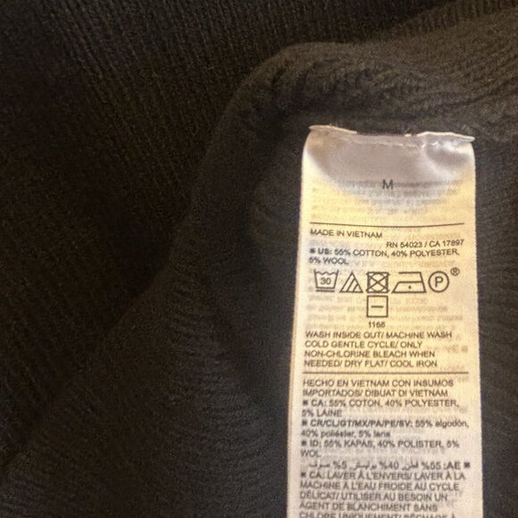 Old Navy Black V-Neck Thick Rib-Knit Sweater Tank Top Women Sz. M - Picture 6 of 8